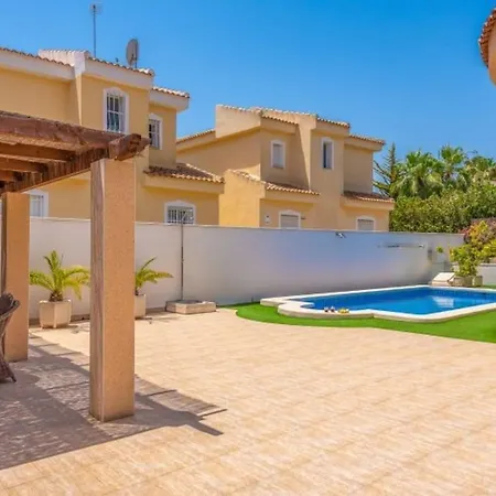 Villa In Ciudad Quesada