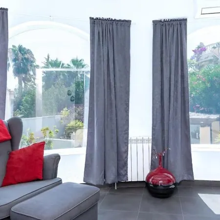 In Villa Ciudad Quesada